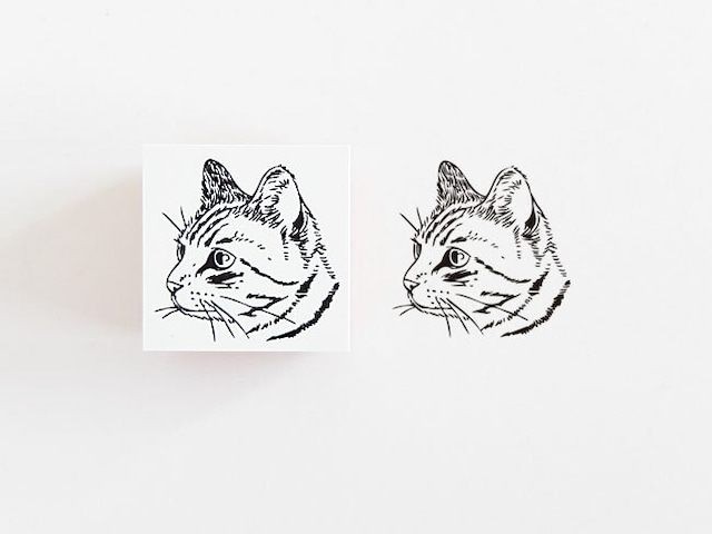 Ponchise Wooden Rubber Stamp - Striped Cat